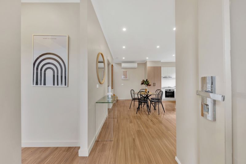 6/16 Banff Street, Reservoir