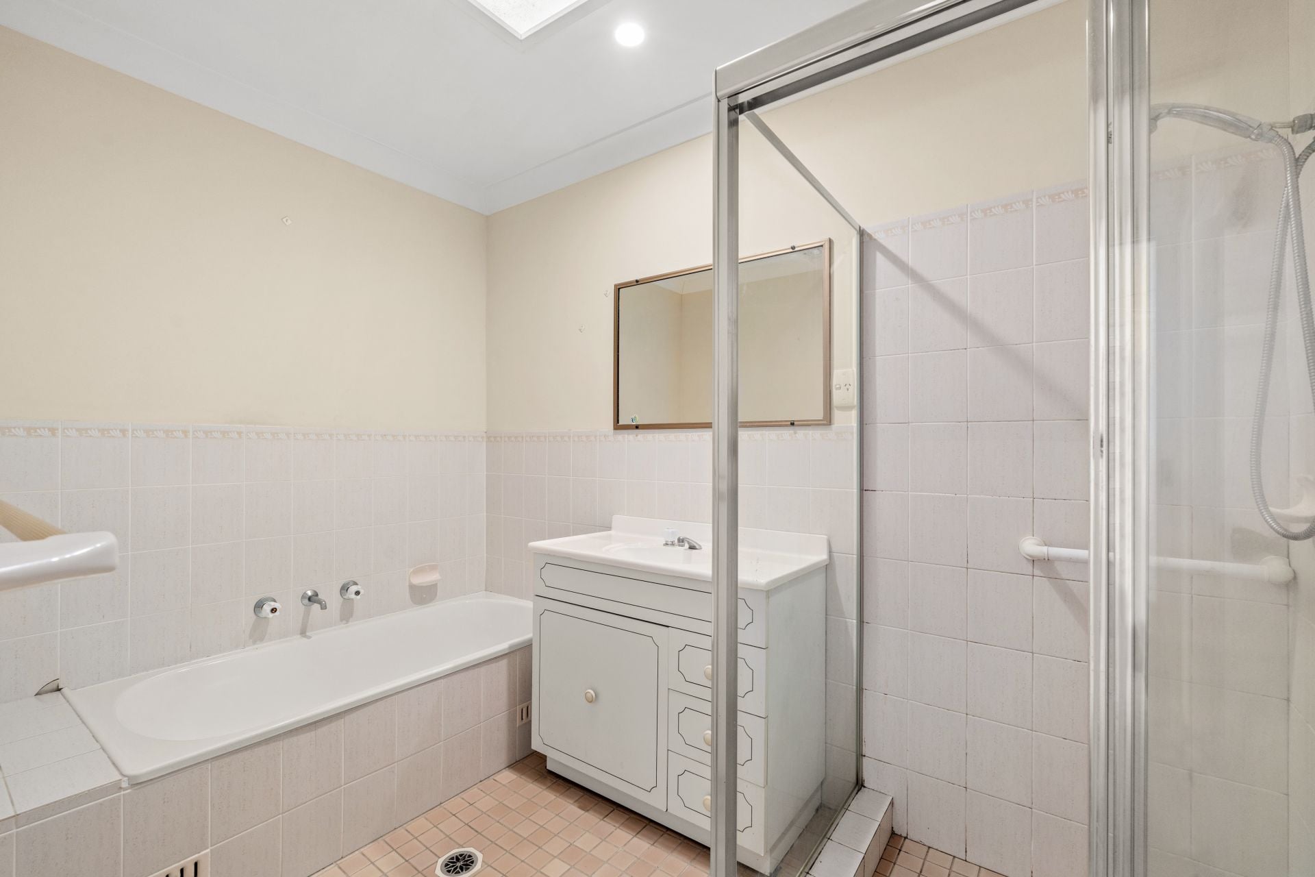 2/22 Warwick Street Blackwall NSW, Blackwall - Thumbnail 4