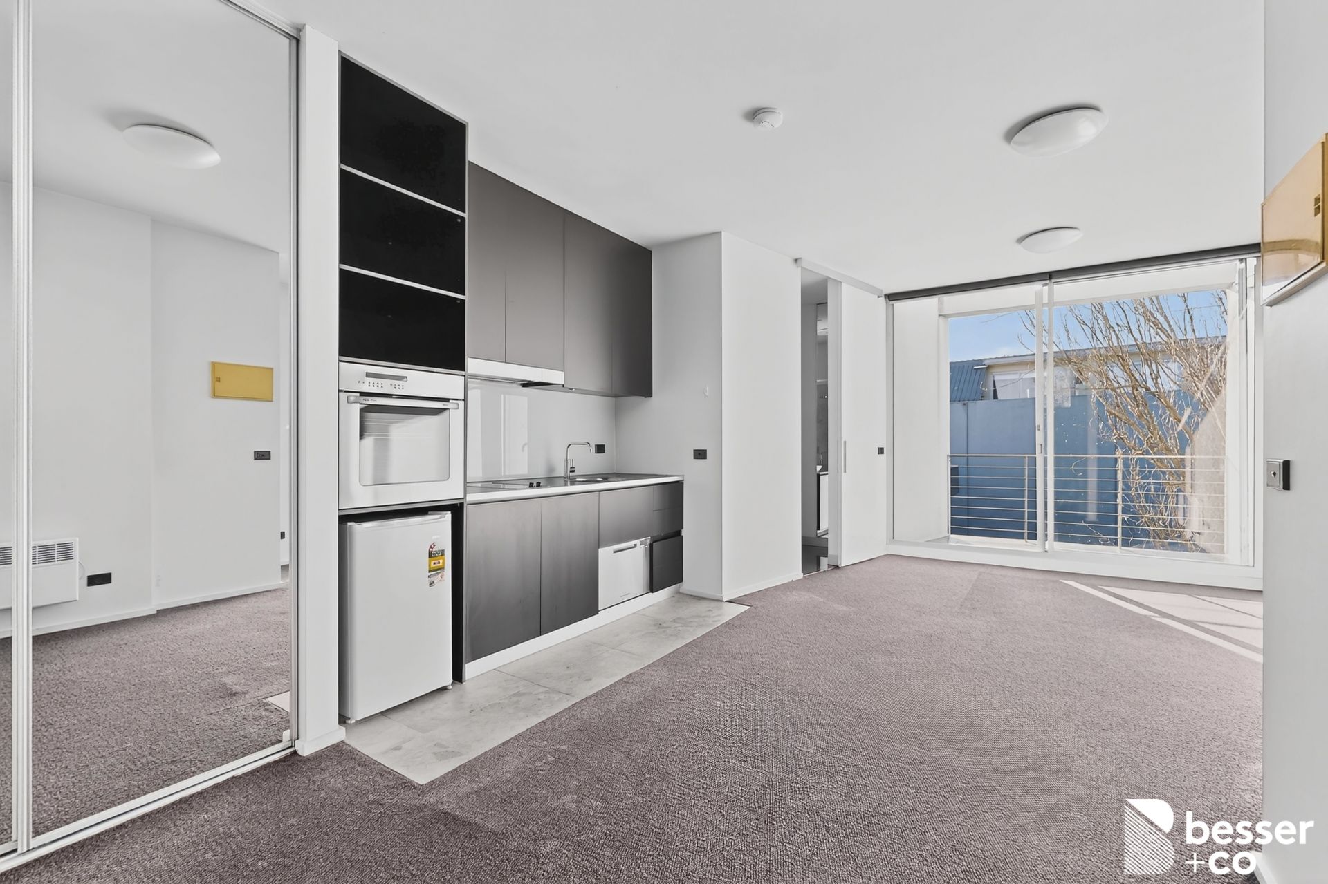 14/186 Barkly Street, St Kilda - Thumbnail 6