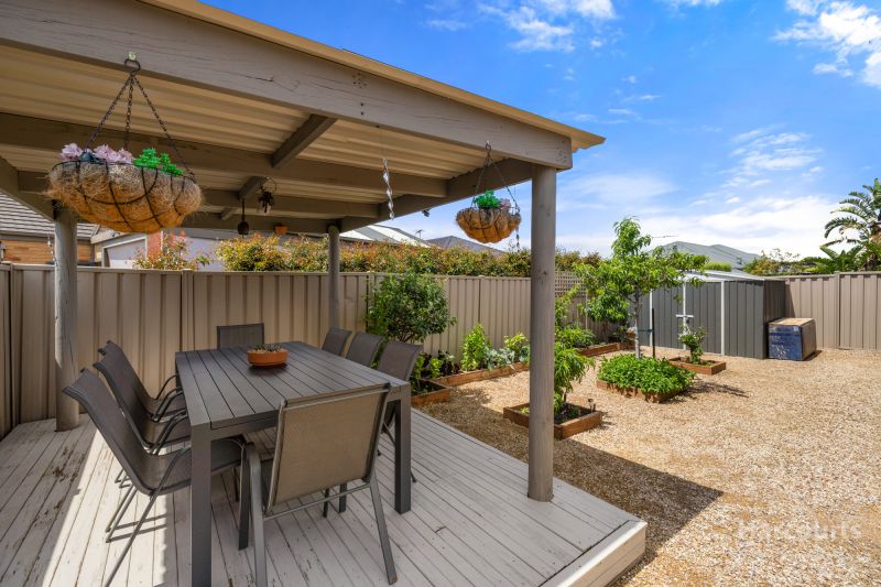 8 Mount Way, Caroline Springs