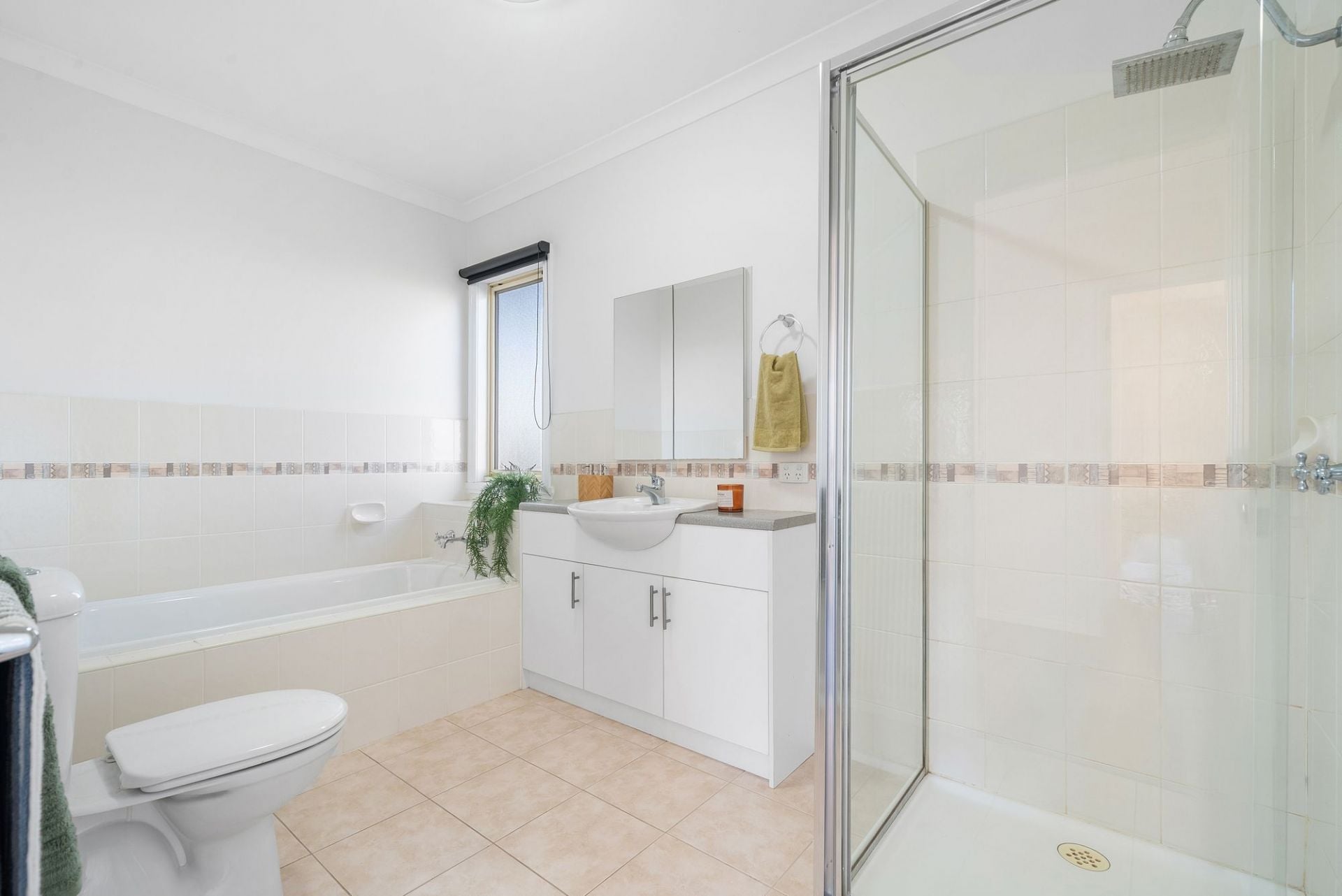 Modern Comfort & Effortless Living in a Prime Location