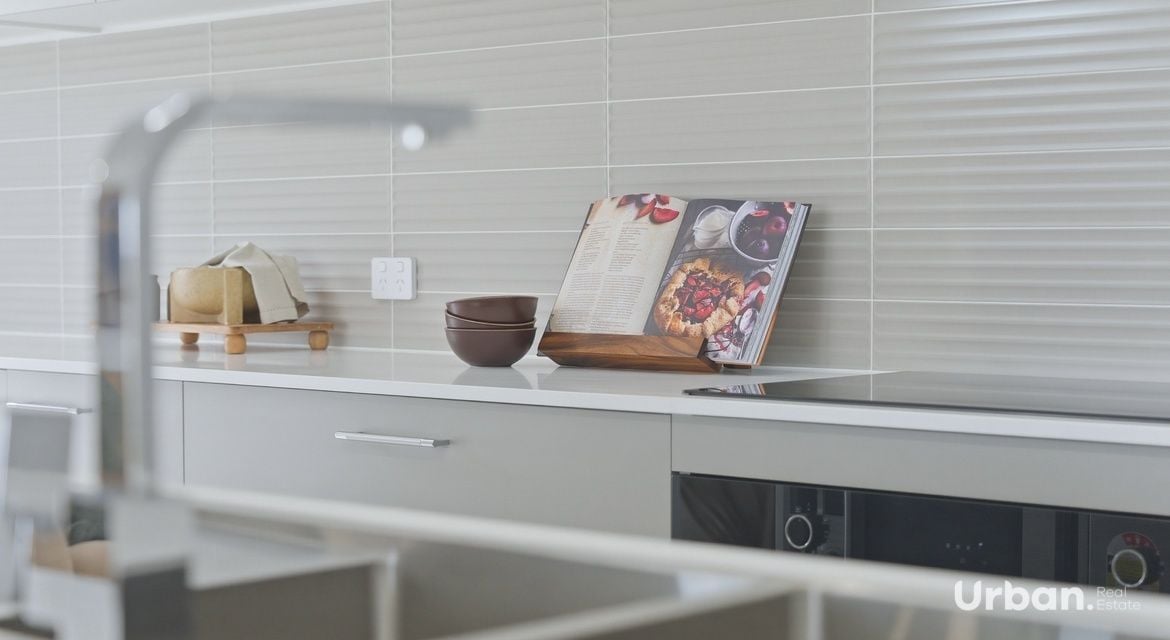 Chisholm 60 Malachite Street