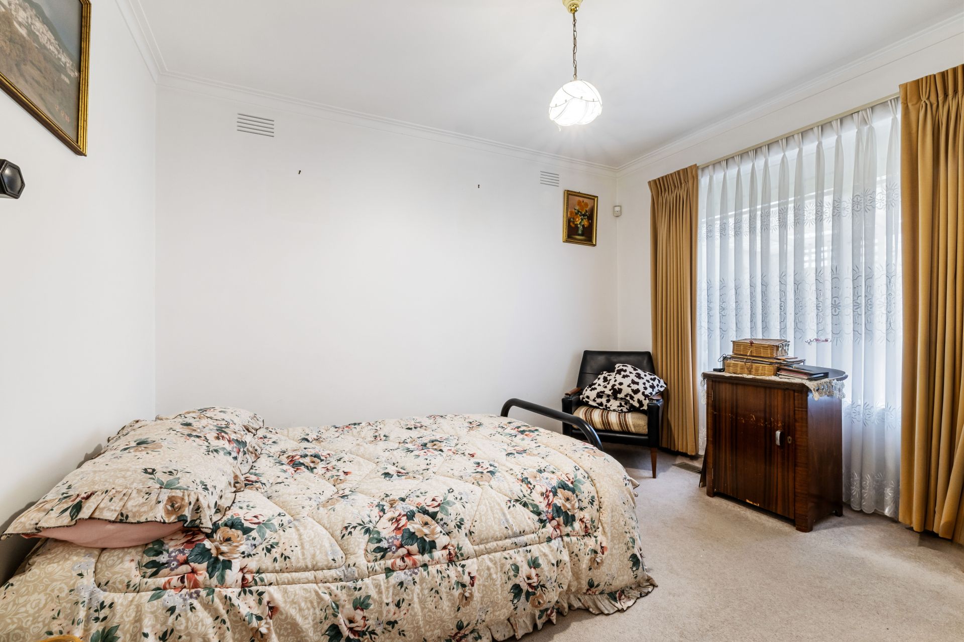 Spacious Living In A Sought-After Lalor Pocket