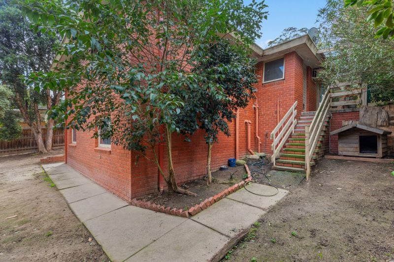 41 Warriparri Crescent, Greensborough