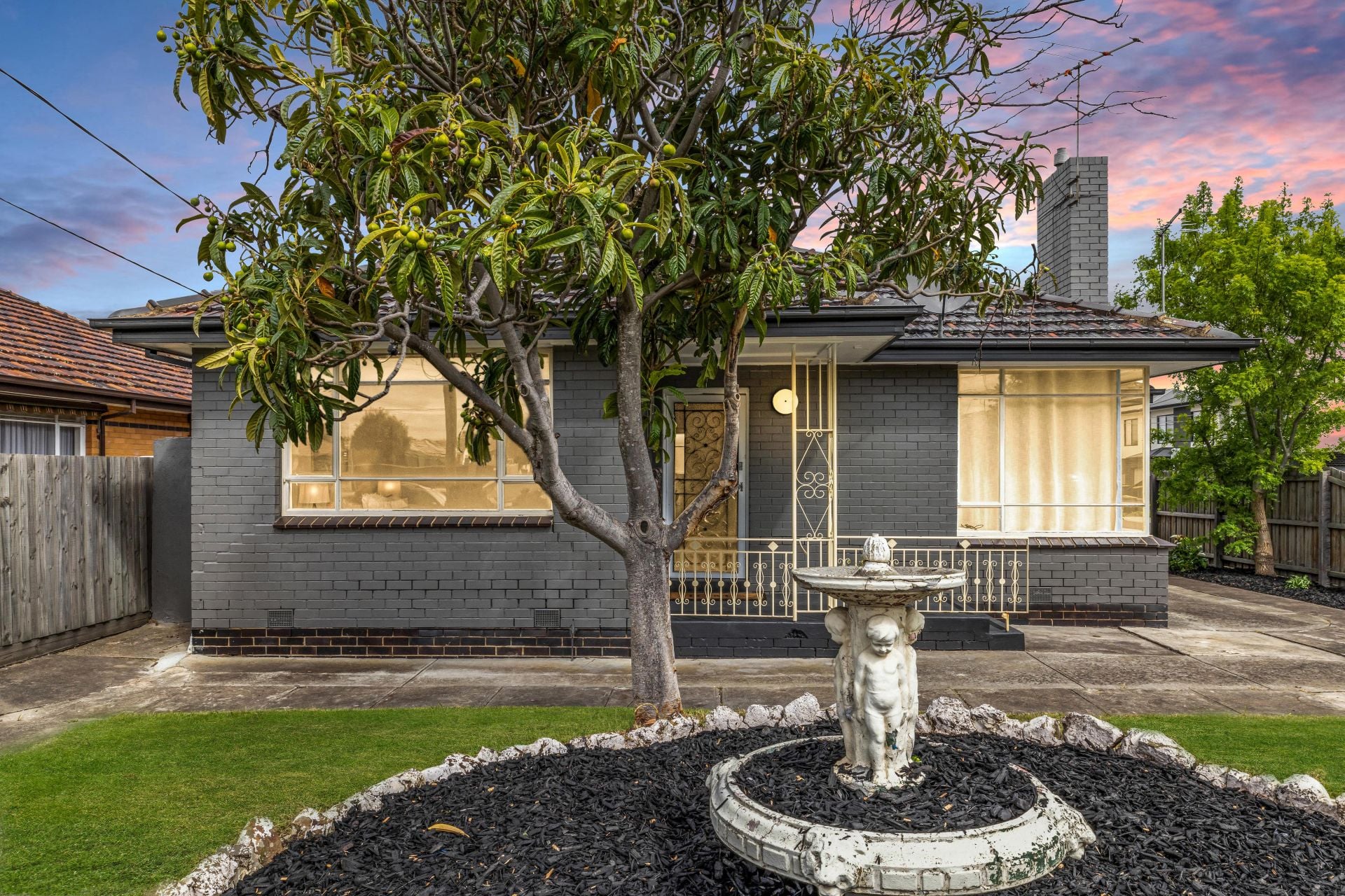 Prime Corner Position With Walk-To-Train Convenience