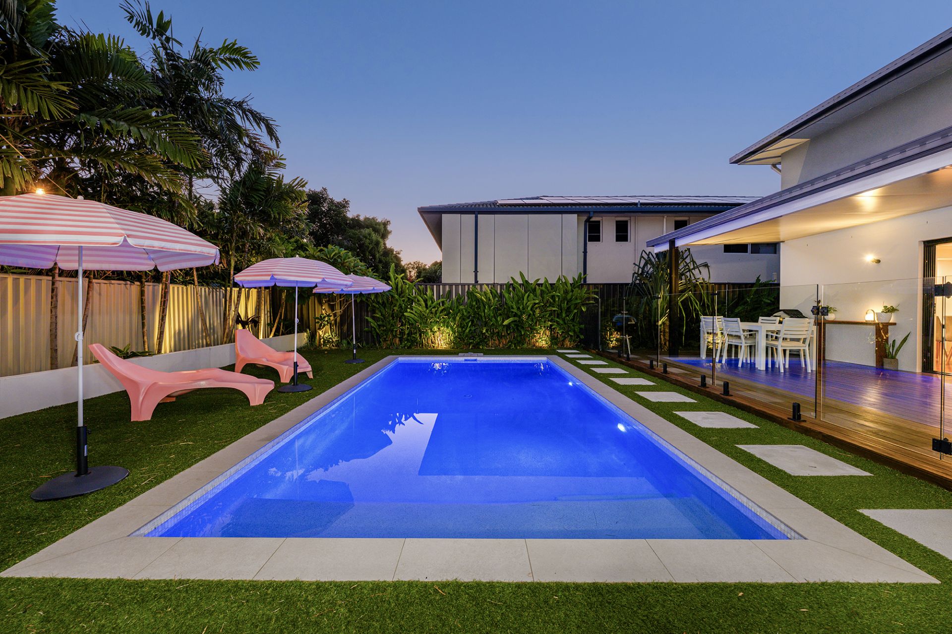 26 Scoter Avenue, Paradise Point QLD 4216, Paradise Point - Image 1