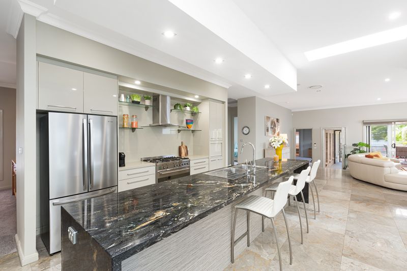 17 Raglan Road, MIRANDA, Miranda - Thumbnail 2