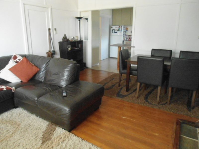 11 Wireless Street Kangaroo Flat VIC, Flat - Thumbnail 2