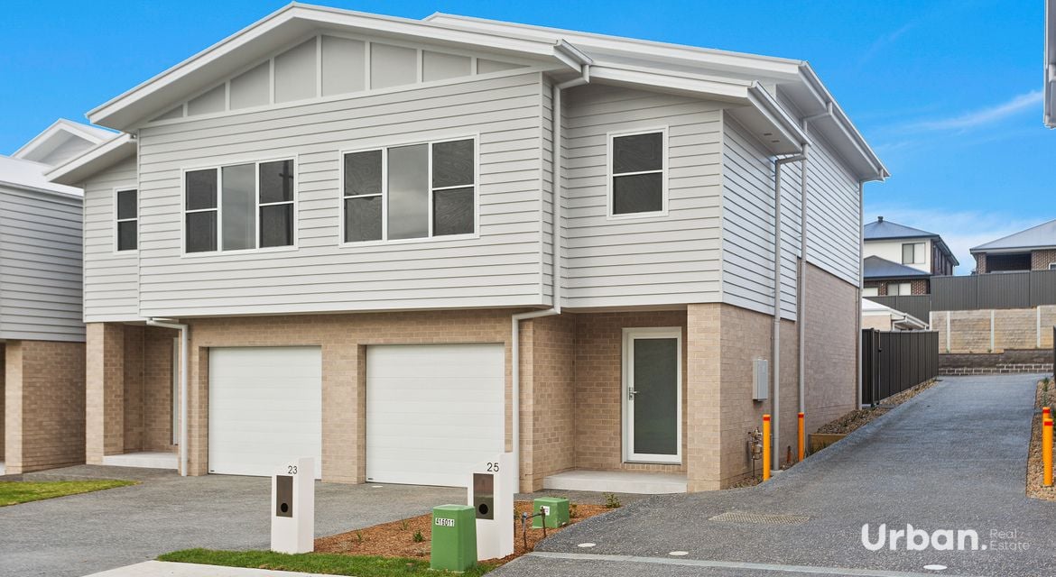 Tullimbar 23 Foxground Parade