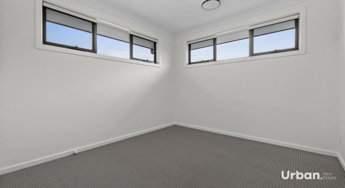 Austral 386 Tenth Avenue