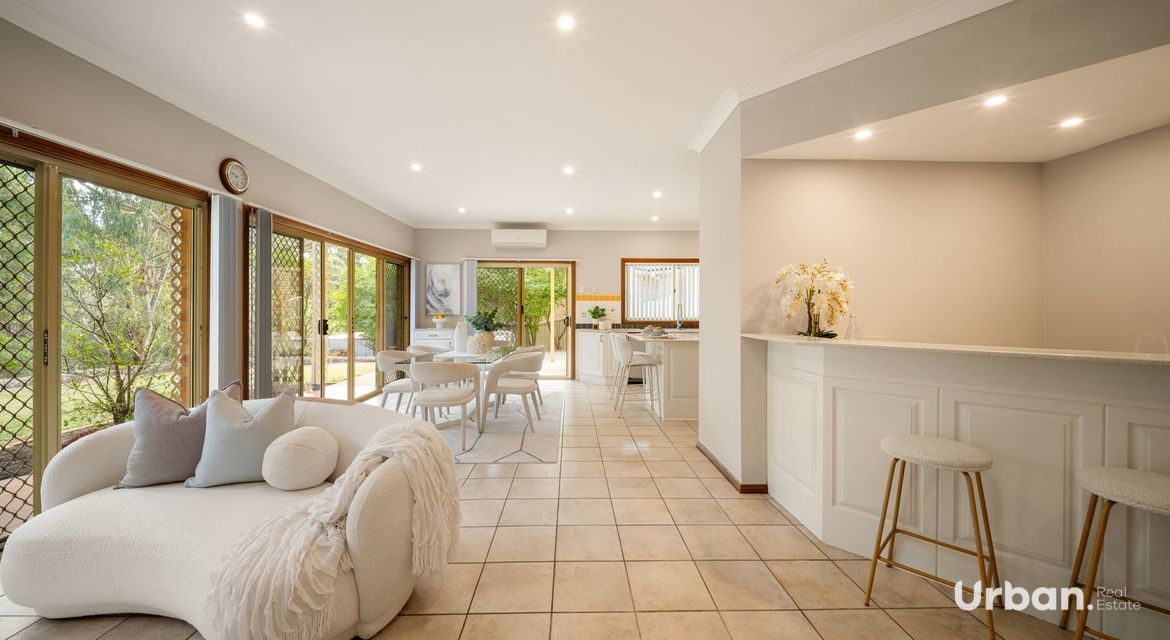 Glen Alpine 15 Gledswood Place