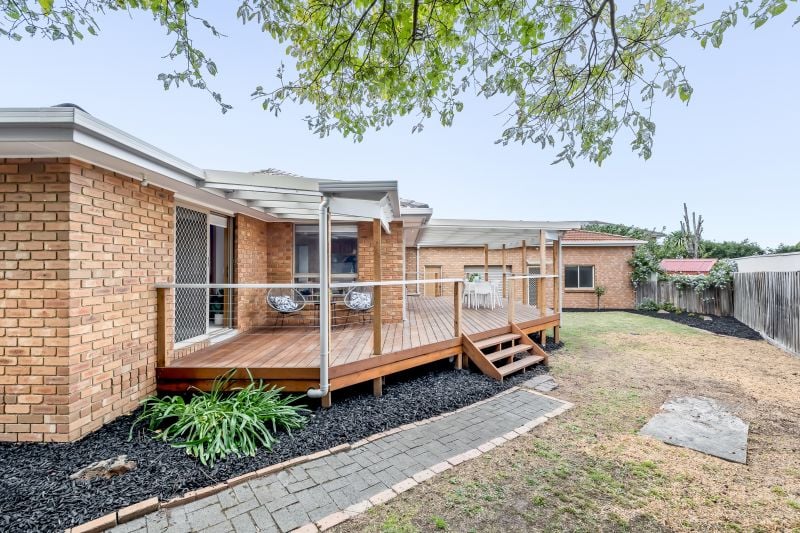 10 Turtur Close, Mill Park