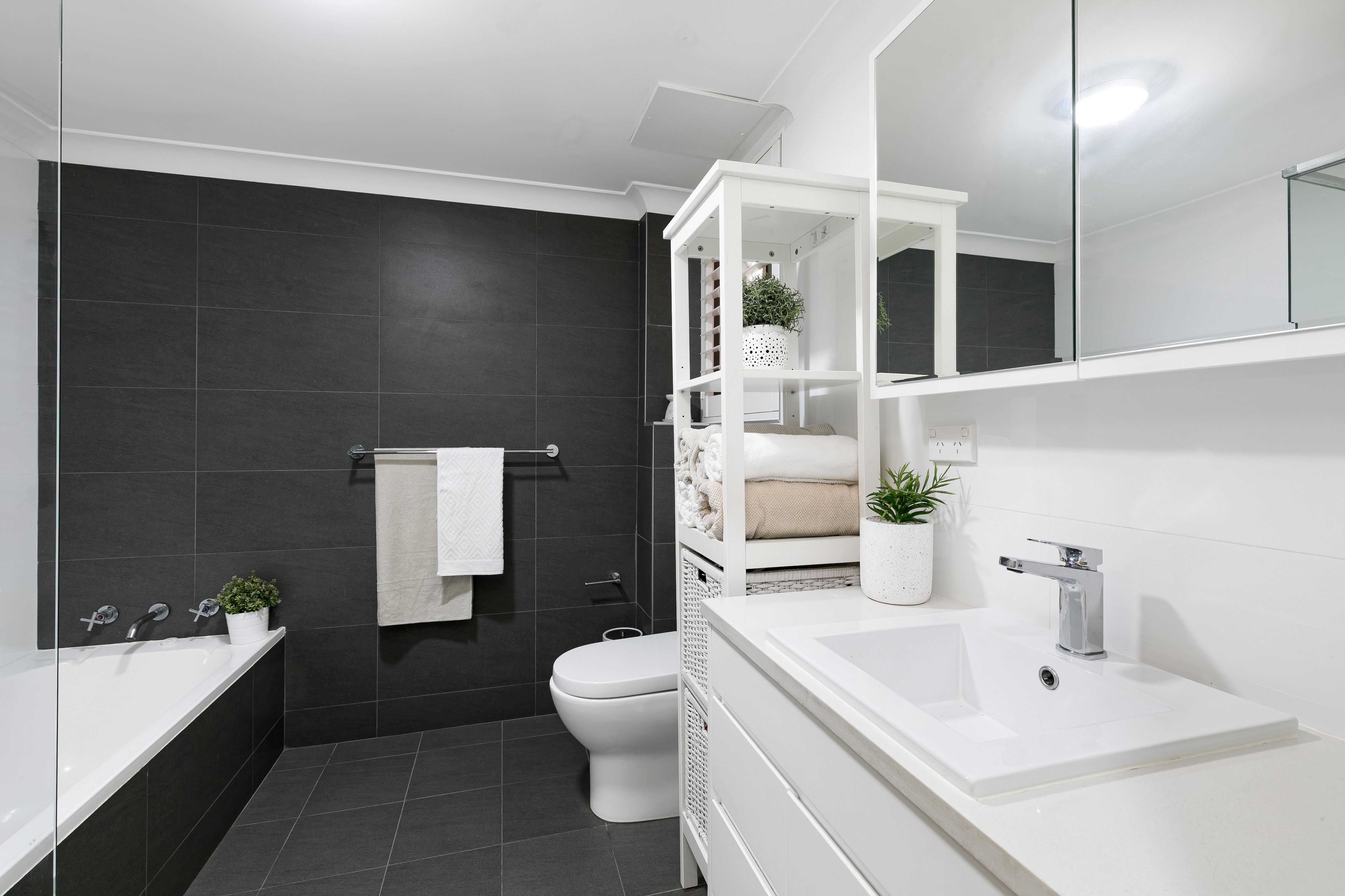 2/37-41 Burke Road CRONULLA 2230
