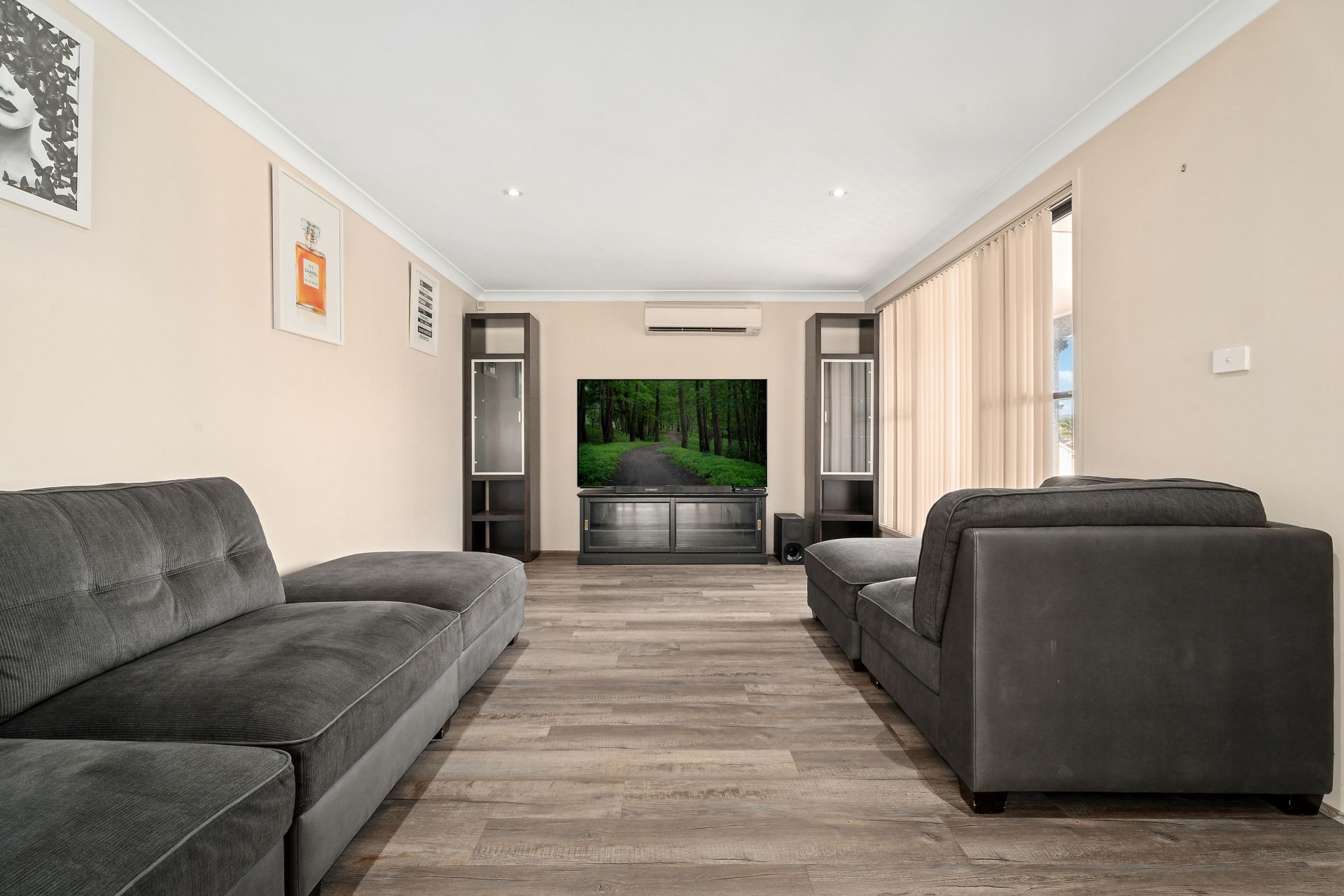 10 Currawong Street, Green Valley, Green Valley - Thumbnail 2