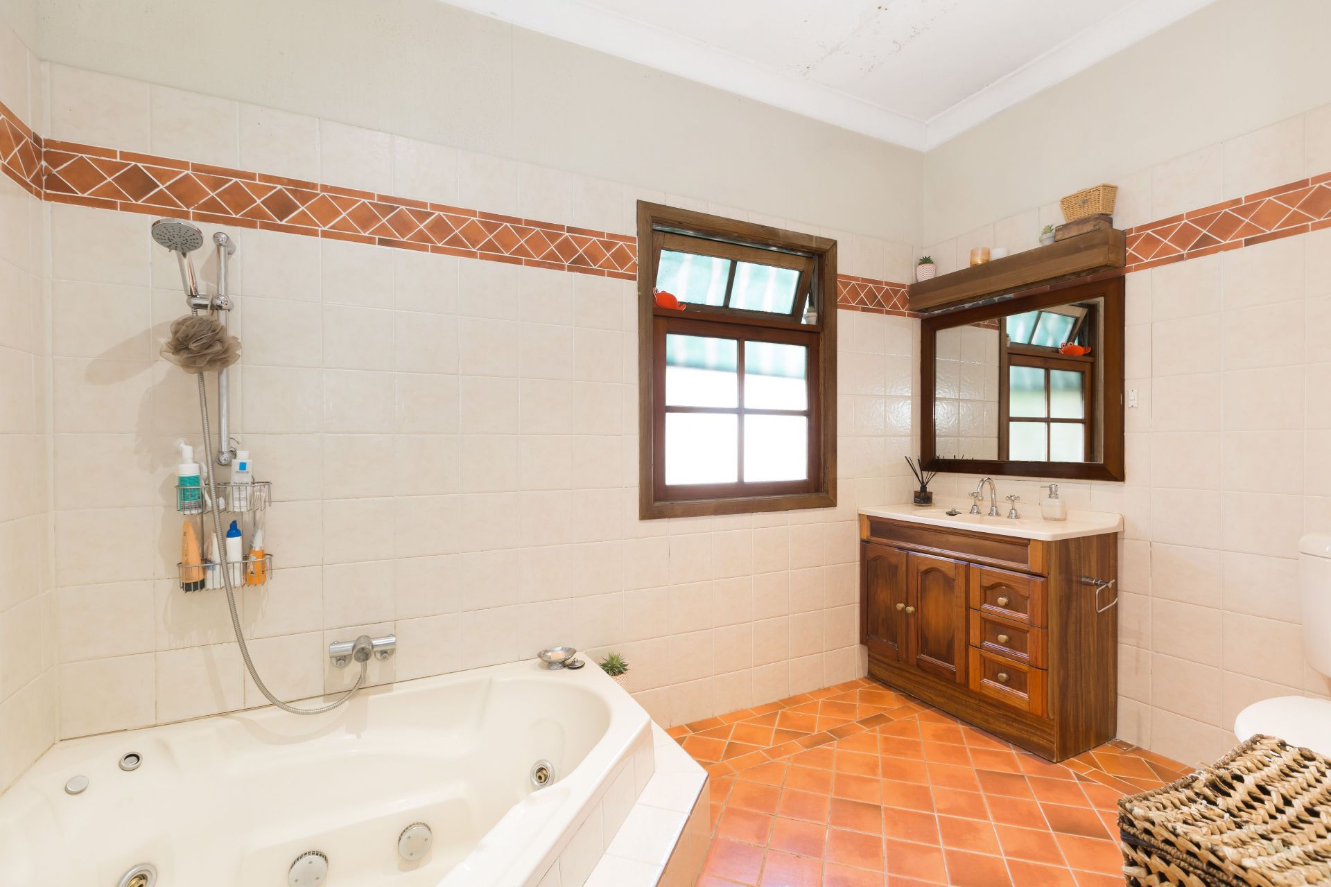14 Kenneth Avenue, KIRRAWEE, Kirrawee - Thumbnail 7