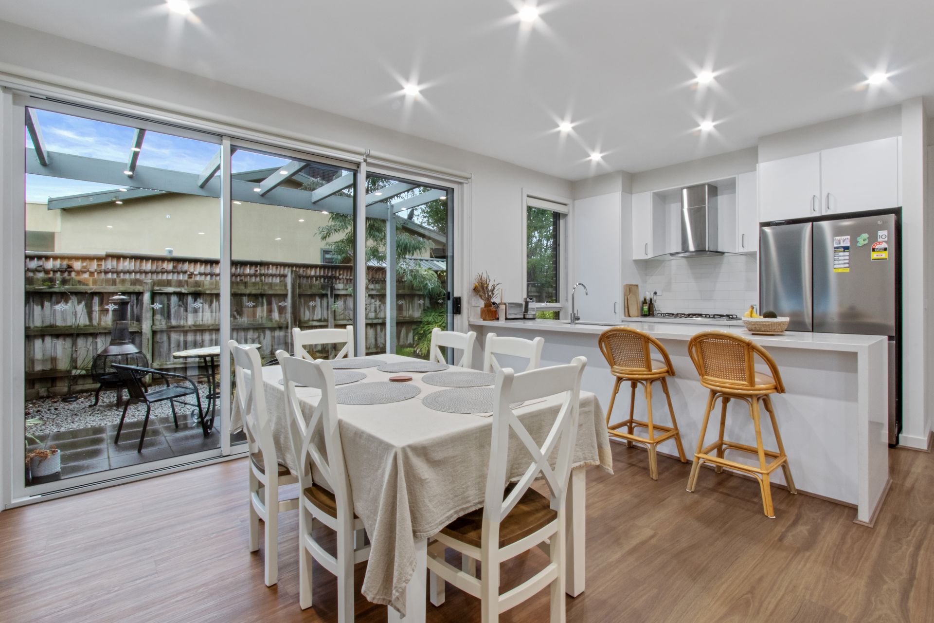 Stylish 3-Bedroom Townhouse in Prime Reservoir Location