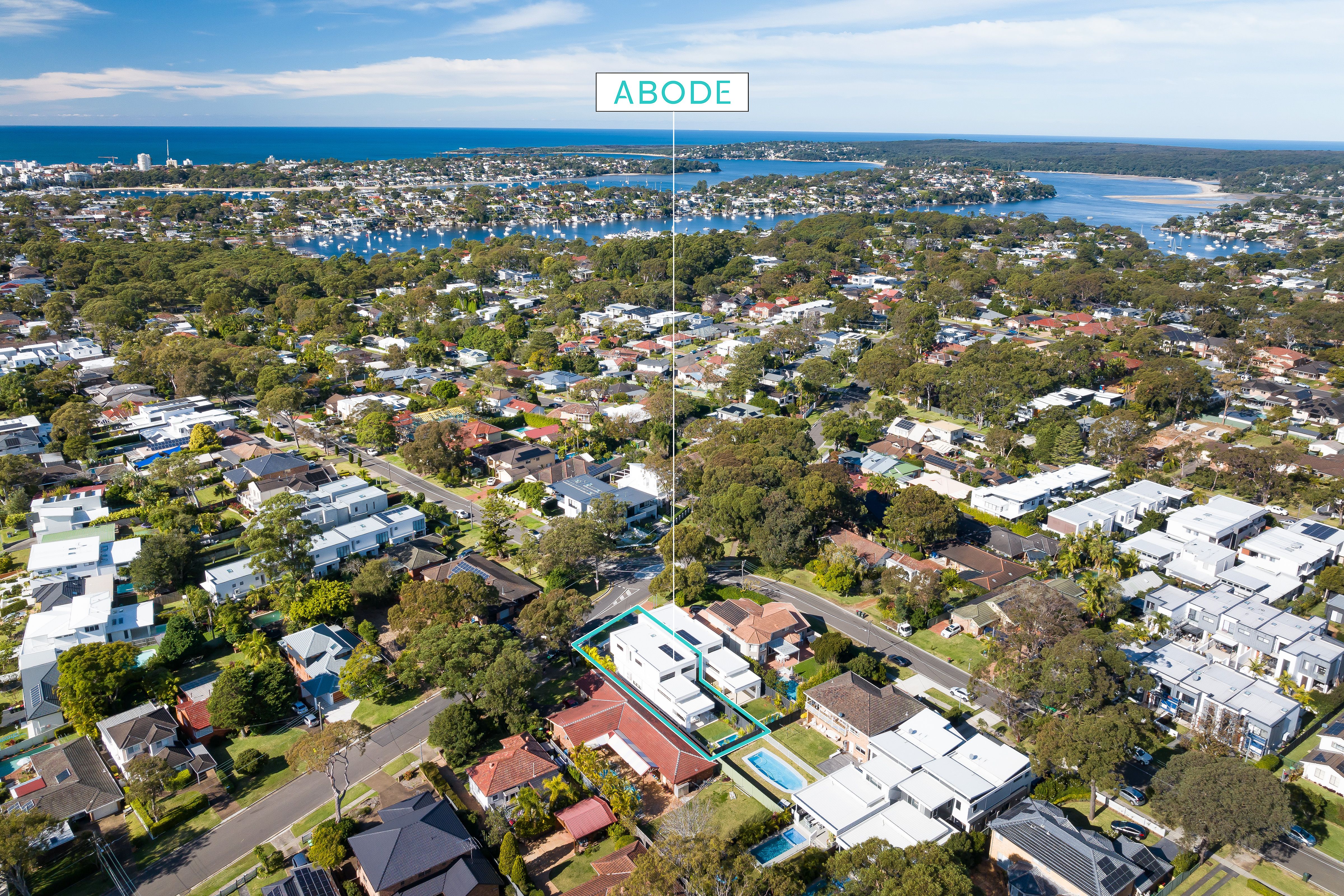 17a Saunders Bay Road CARINGBAH SOUTH 2229