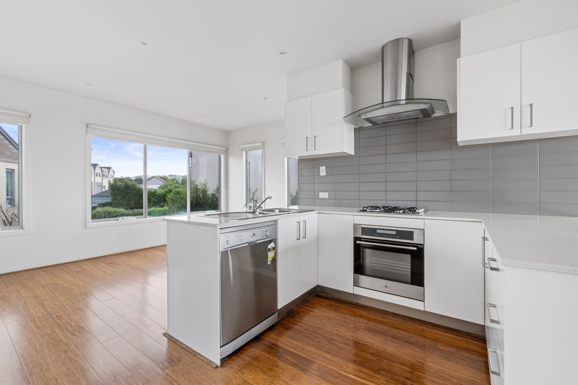 Craigieburn Three Bedroom Townhouse!