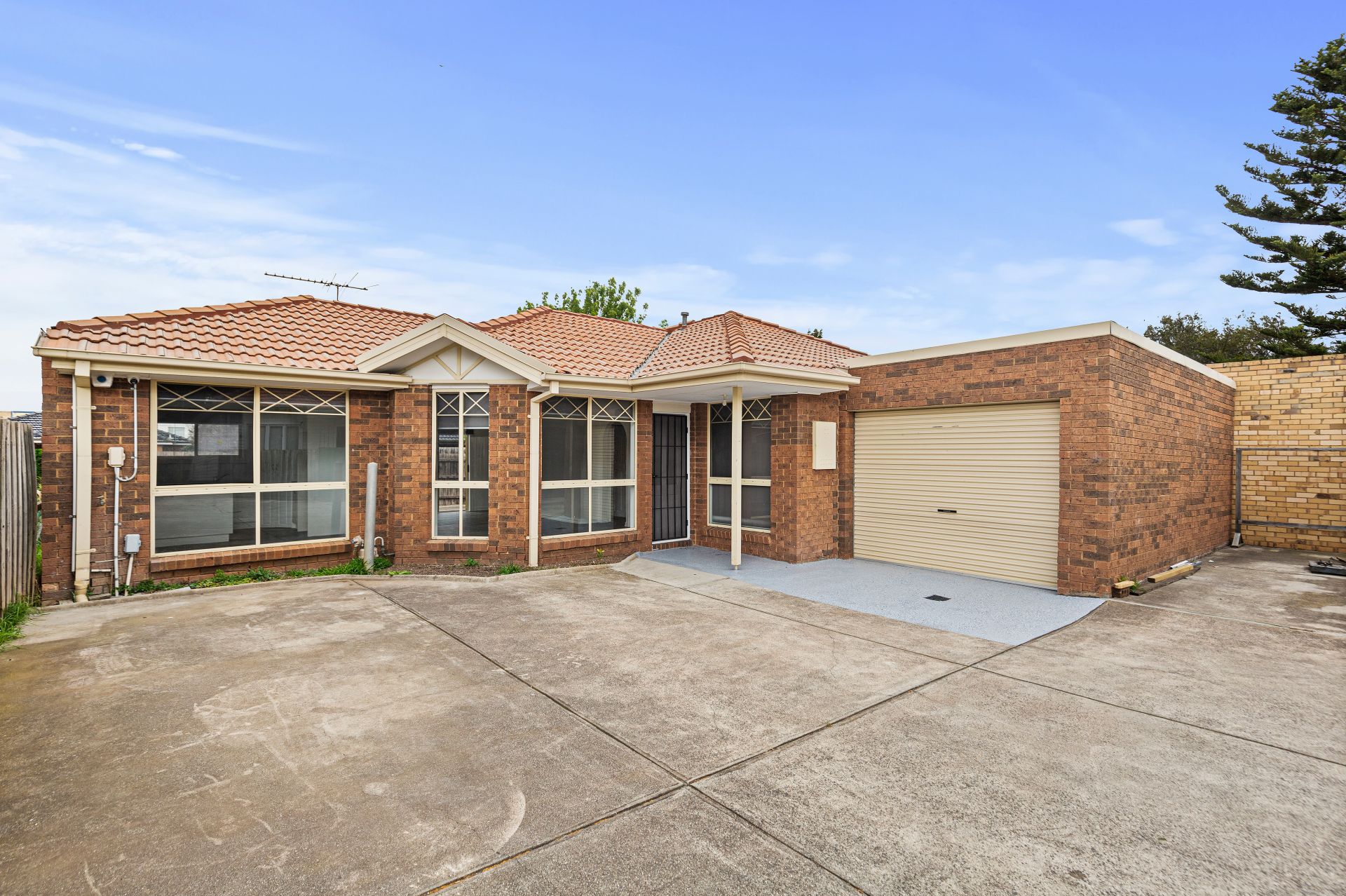 2/21 Elizabeth Street, St Albans - Thumbnail 2