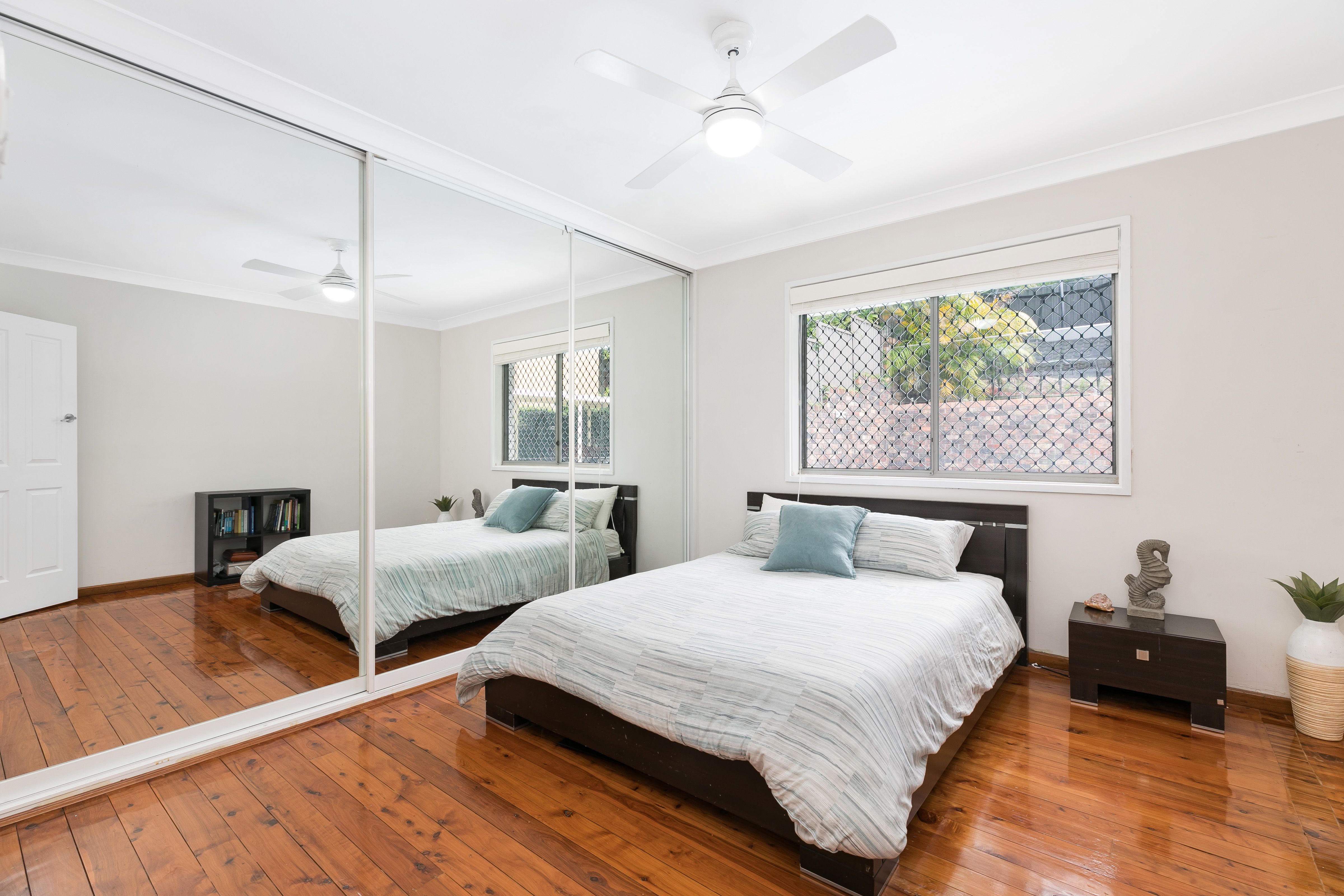 200 The Esplanade SYLVANIA 2224