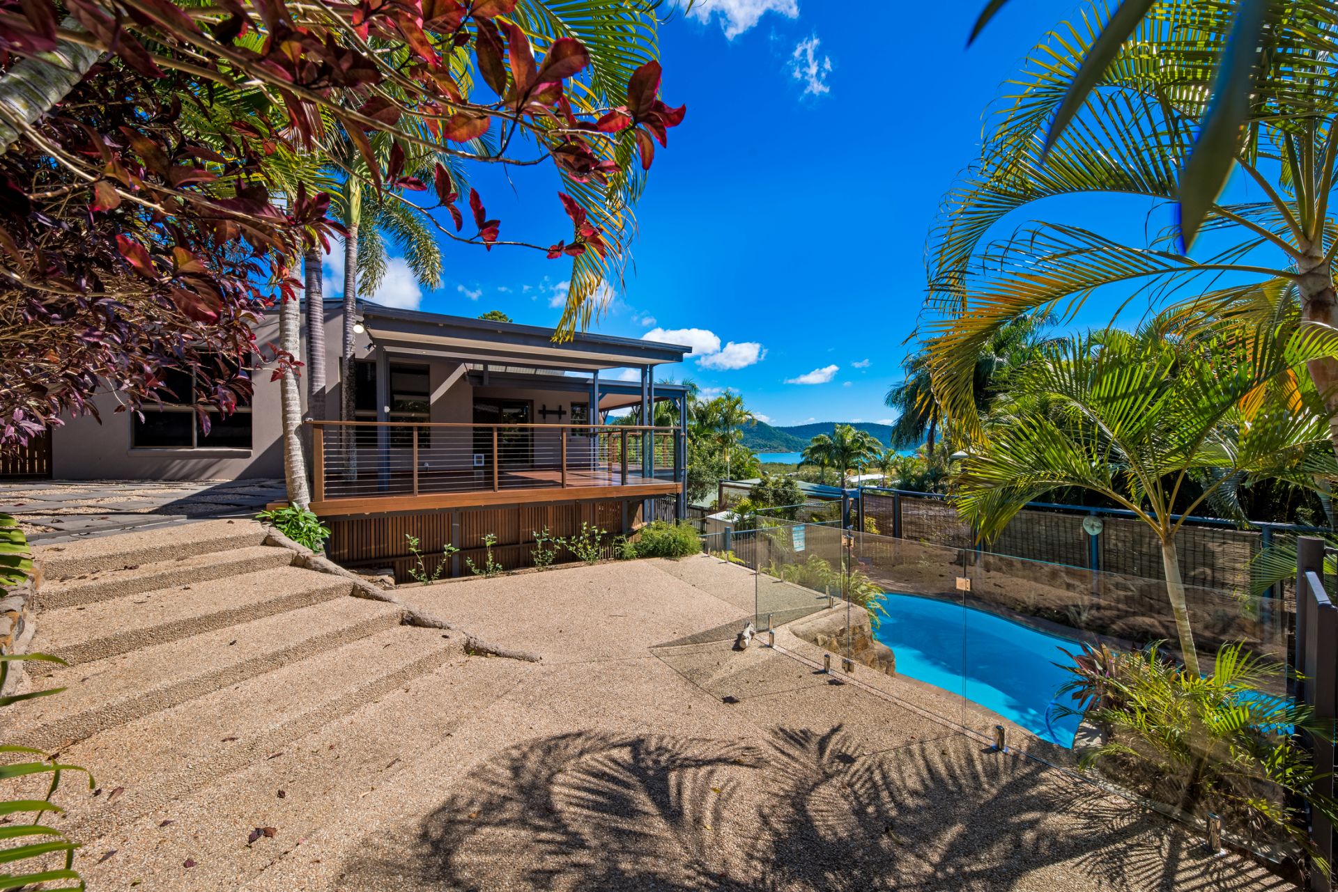 3 Woomerah Avenue Cannonvale QLD, Cannonvale - Thumbnail 2