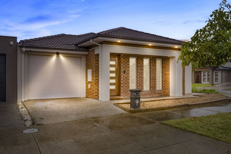 9 Selby Way, Donnybrook
