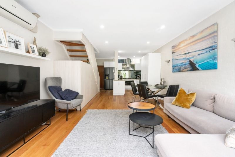 2/4 Stanley Street, South Yarra - Thumbnail 2