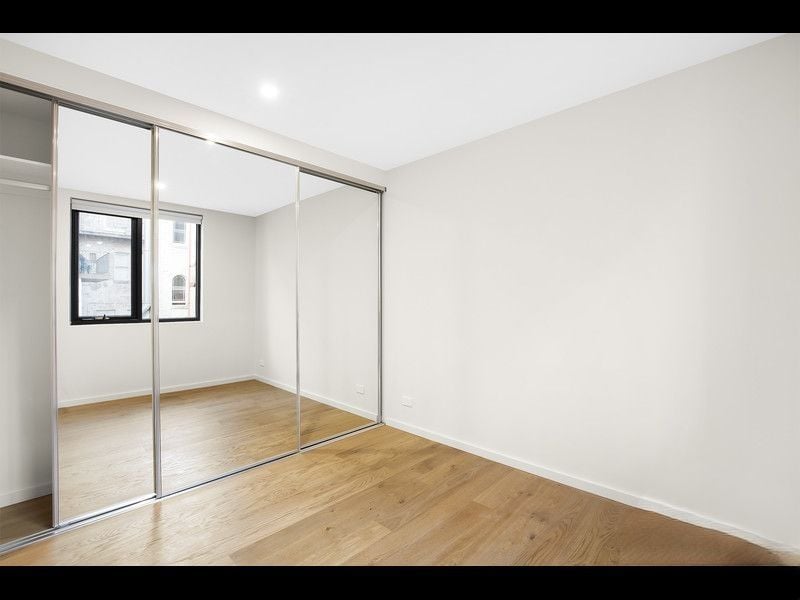 203/16-18 Grey Street, St Kilda - Thumbnail 2