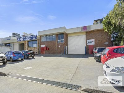 REFURBISHED OFFICE WITH CAR PARKS!