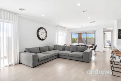 52 Snedden Street, Armstrong Creek
 
 
 $799,000 - $849,000, Armstrong Creek $ - Thumbnail 3
