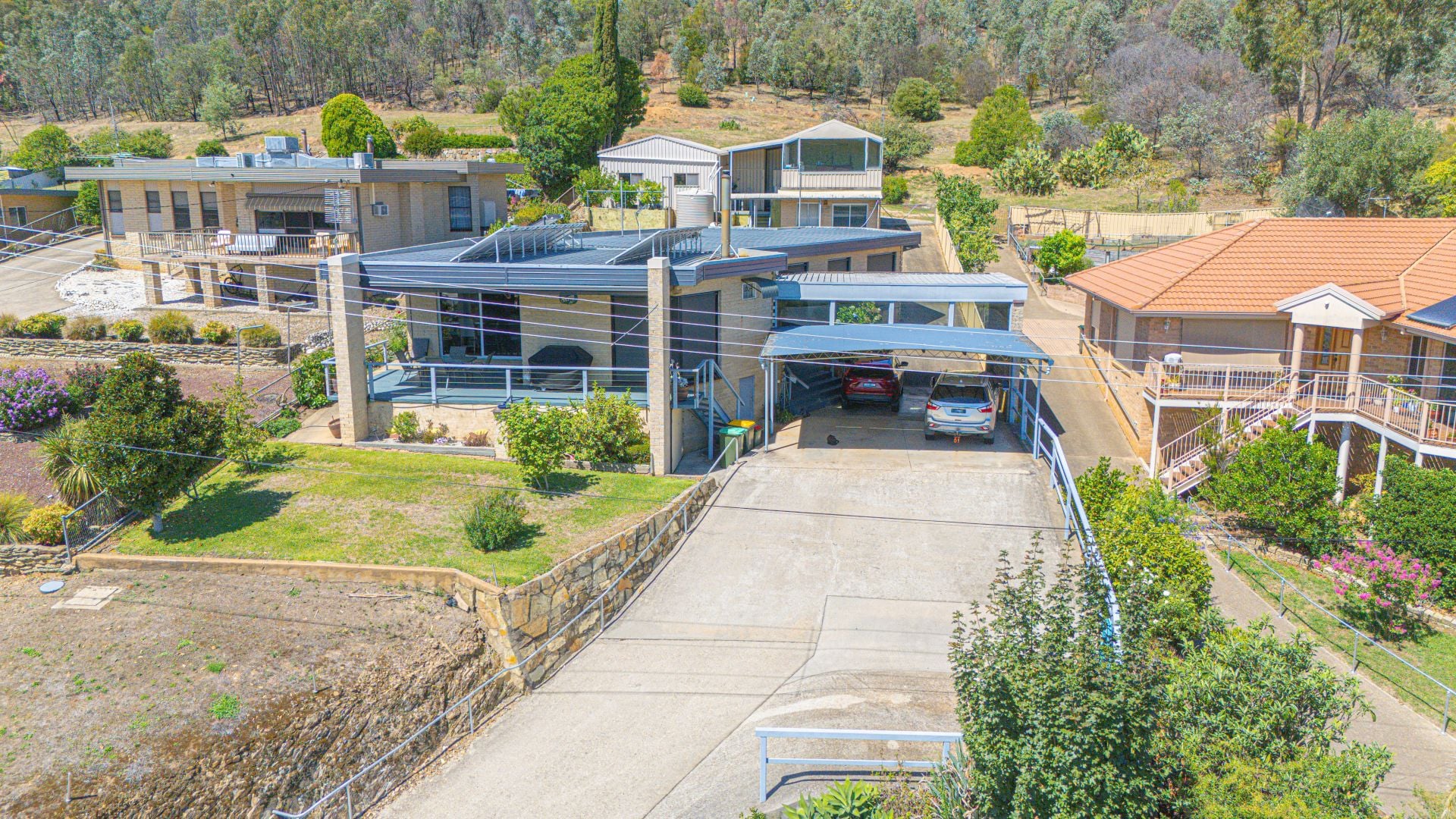 5 Banool Avenue, MYRTLEFORD, Myrtleford - Image 1