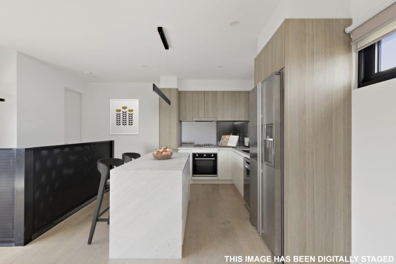 2/411 Murray Road, Preston