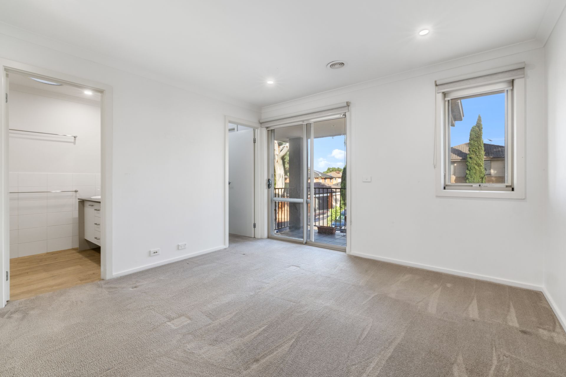 Modern & Low-Maintenance Living in Prime Epping Location