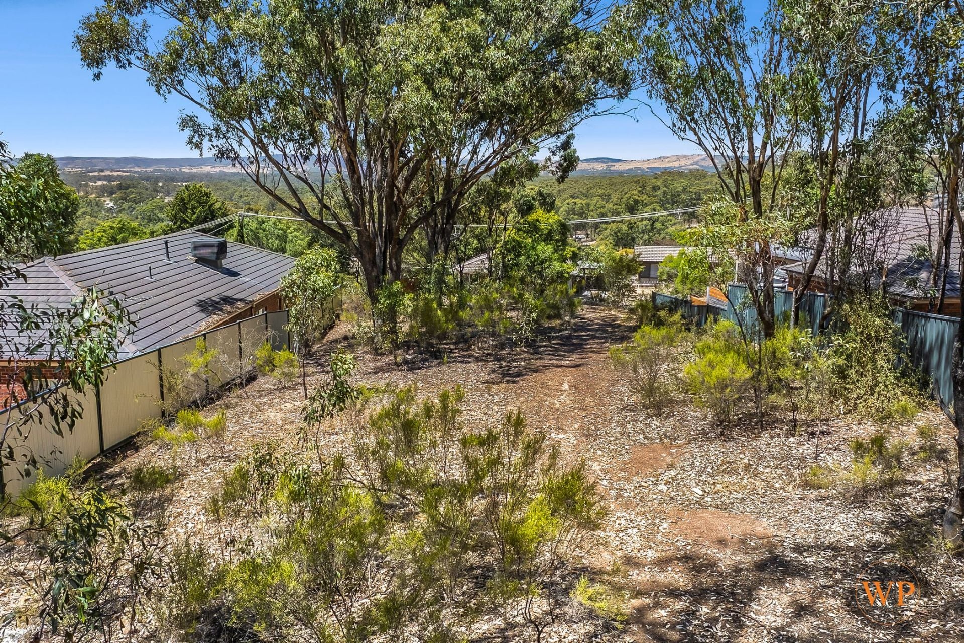 4 Clarey Avenue SEYMOUR VIC, Seymour - Thumbnail 2