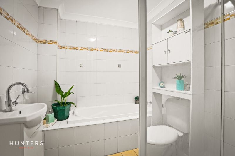 16/1-5 Kitchener Avenue, Regents Park