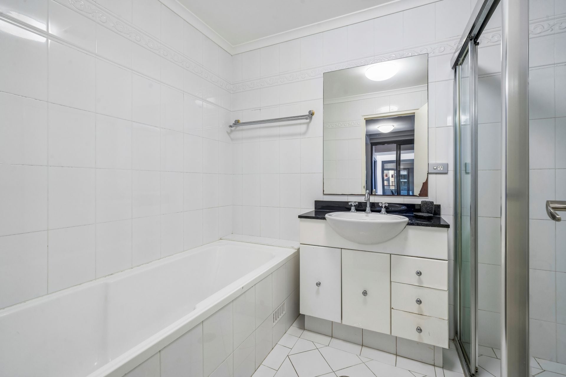 37/121-133 Pacific Highway, Hornsby NSW, Hornsby - Thumbnail 7
