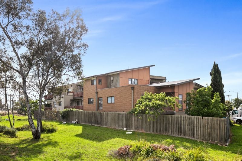 12/489A Mahoneys Road, Fawkner