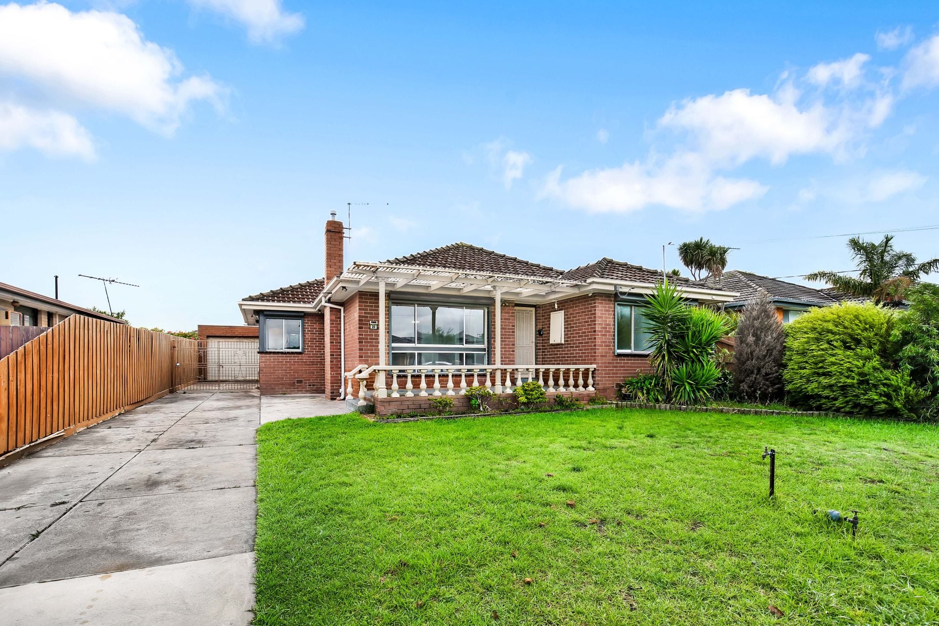 Spacious & Inviting 3-Bedroom Family Home