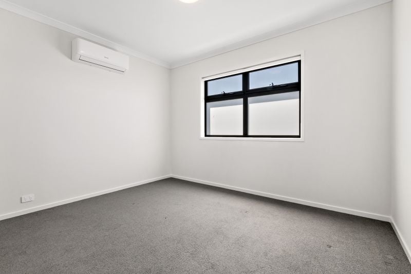 18 Astral Walk, Wollert