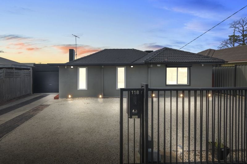 118 Gardenia Road, Lalor