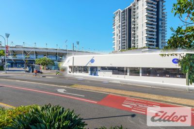 UNRIVALLED FULLY FITTED RESTAURANT OPPOSITE THE GABBA!