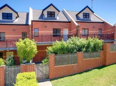Hornsby 2/10-12 Forbes Street
