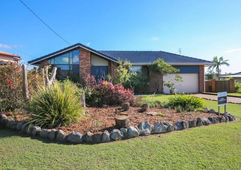 11 Ocean View Road ARRAWARRA HEADLAND NSW
