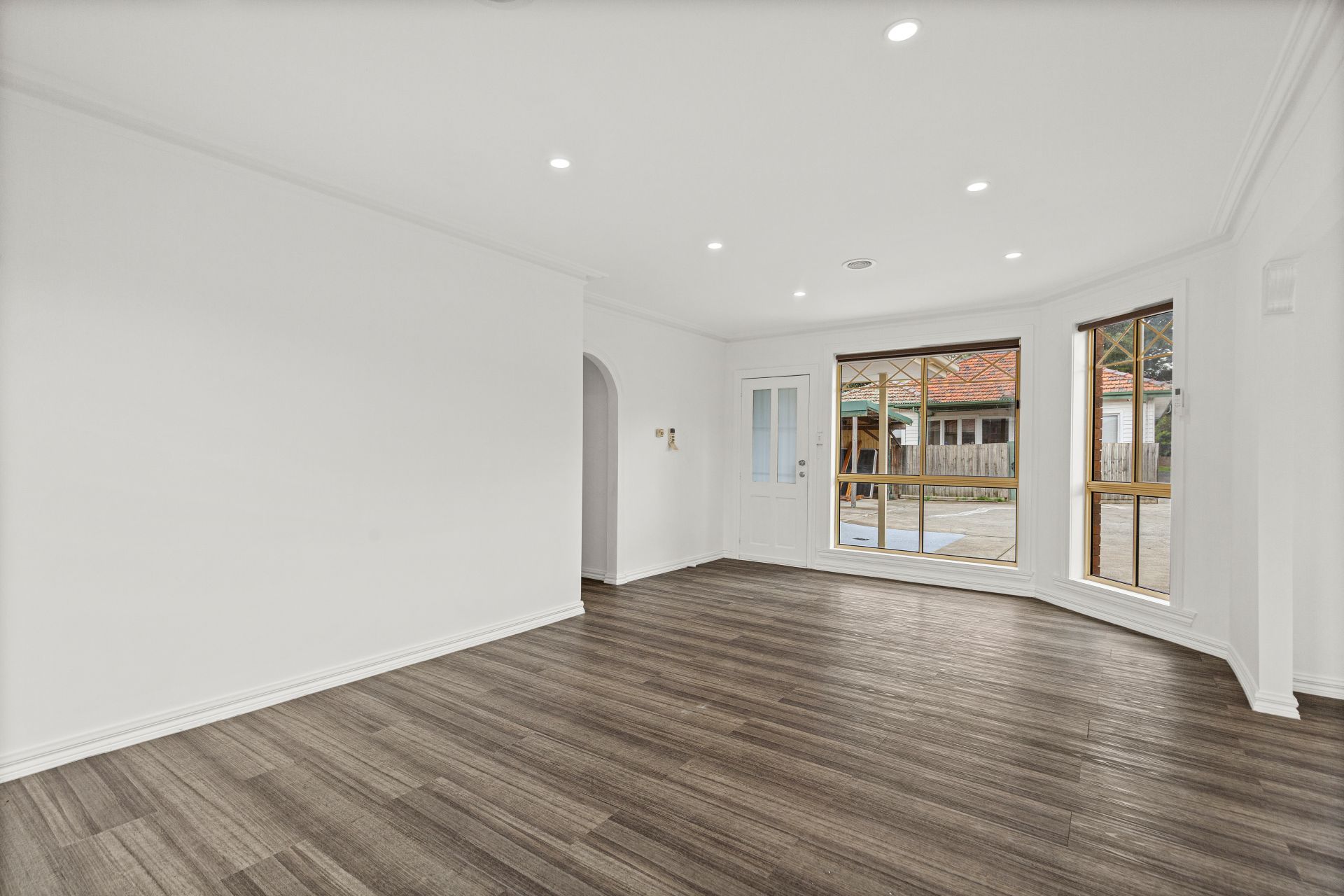 2/21 Elizabeth Street, St Albans - Thumbnail 3