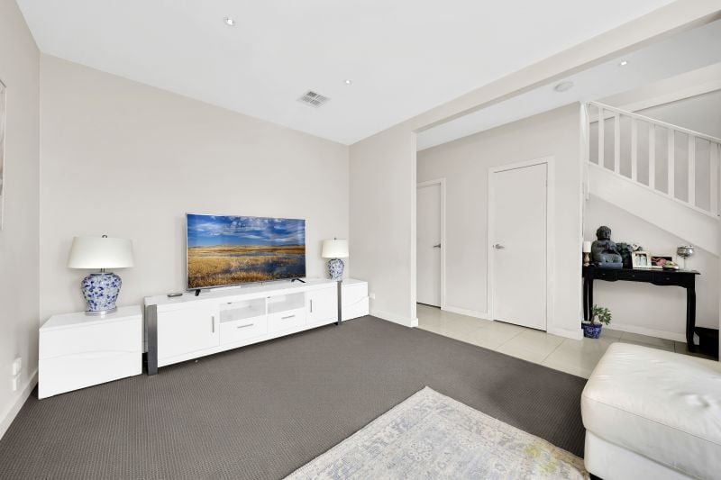 3 Granite Outlook, Epping