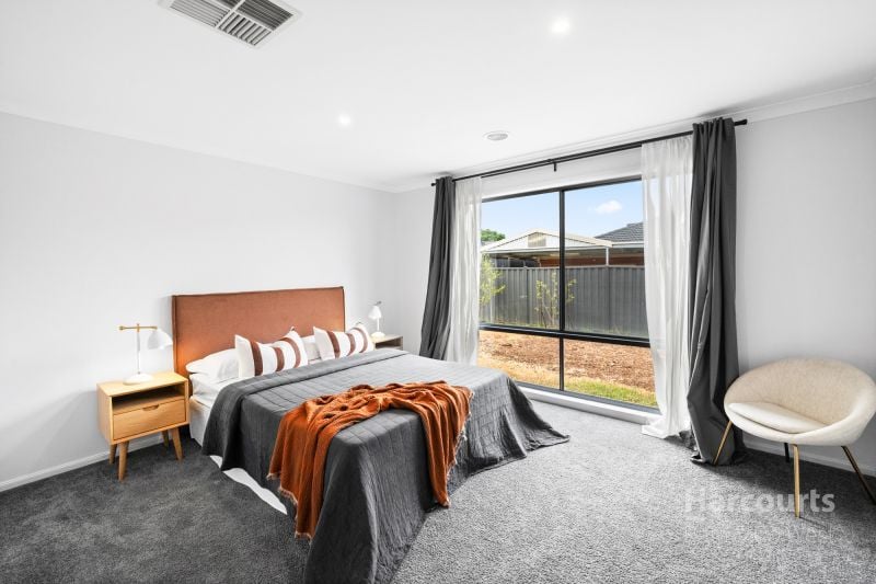 3 Streeton Avenue, Caroline Springs