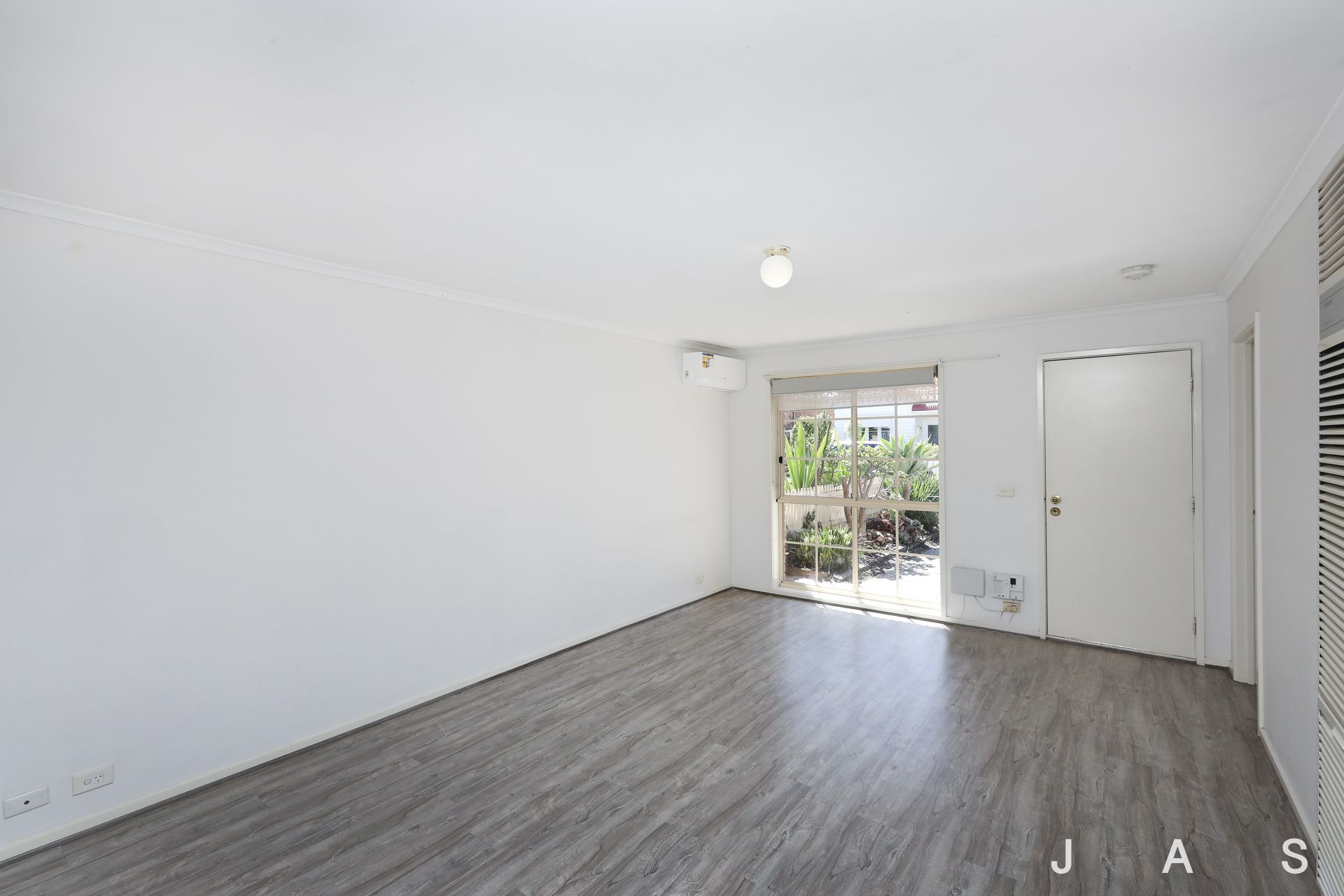 10 Pearce Street Yarraville VIC, Yarraville - Thumbnail 3