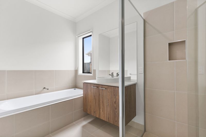 8 Playles Way, Wollert