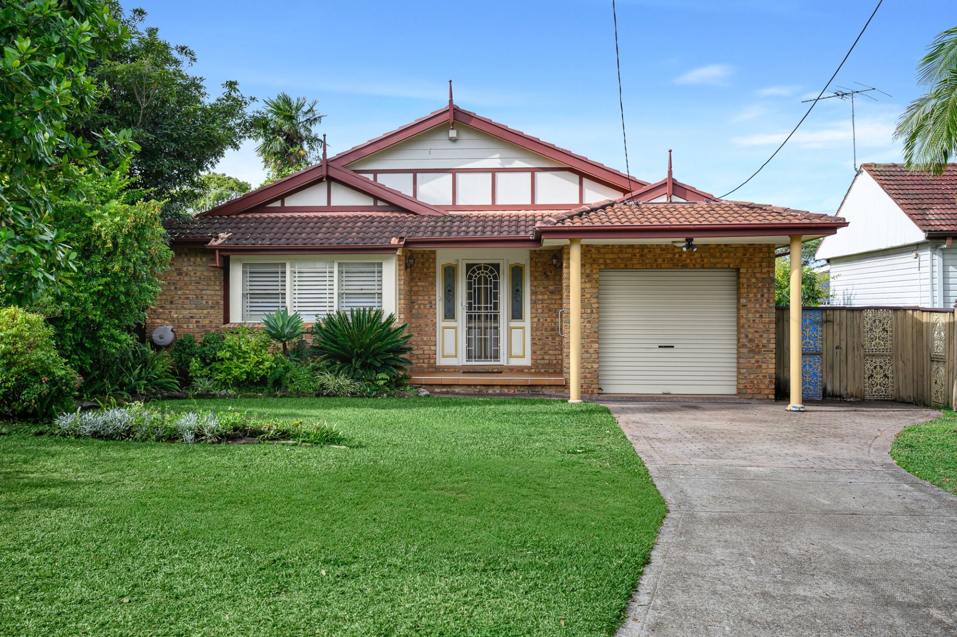 5 Matthews Avenue East Hills NSW, East Hills - Image 1