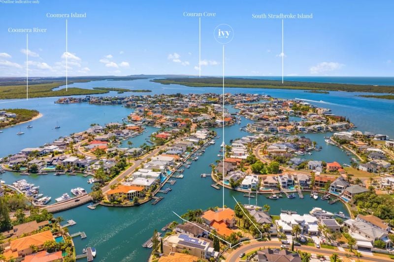 11-13 Queen Guineveres Place, Sovereign Islands QLD 4216, Sovereign Islands - Thumbnail 8